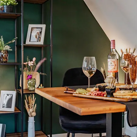 3 Haasjes In Landelijke Omgeving *